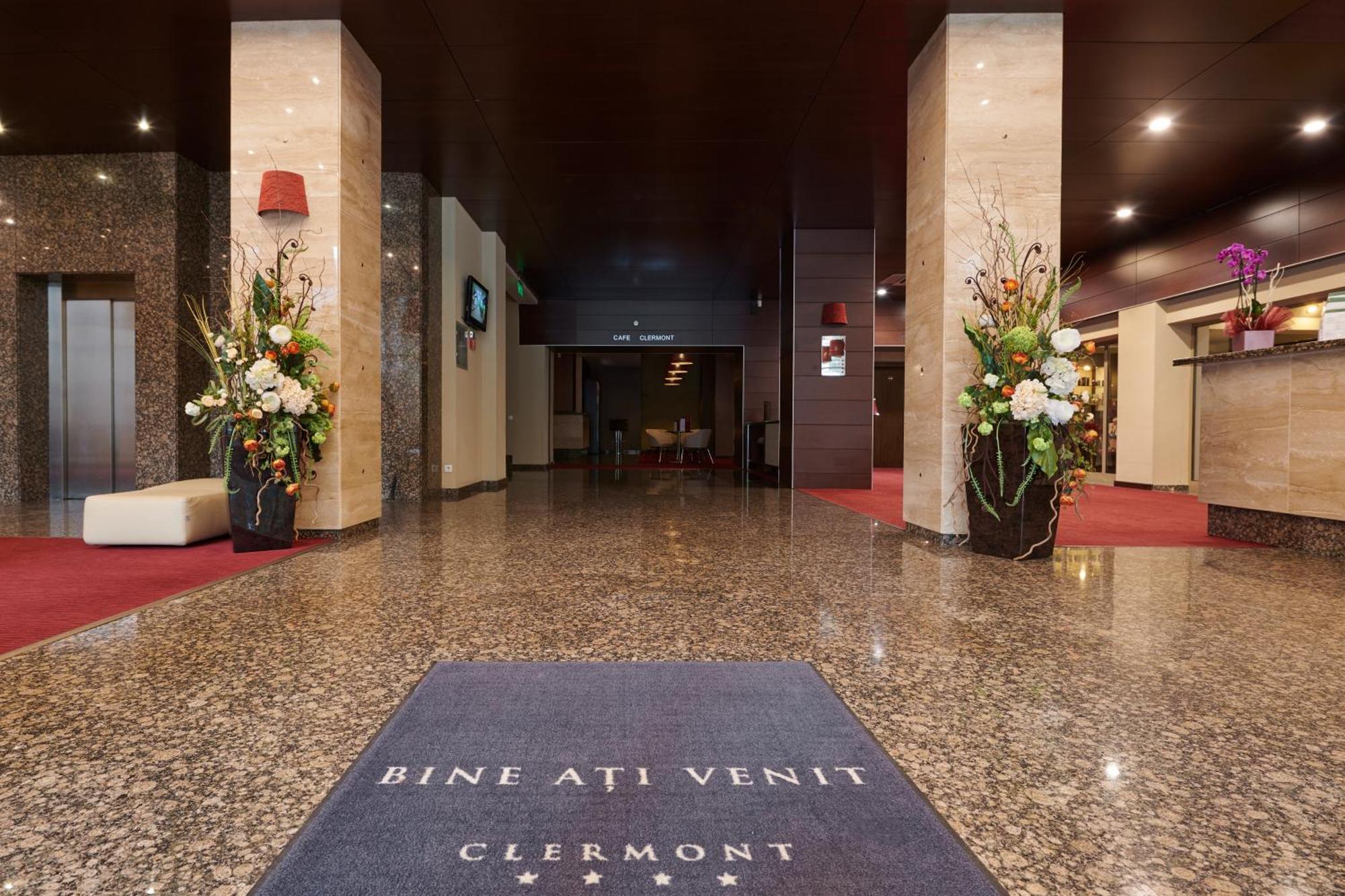 Hotel Clermont Ковасна Екстер'єр фото