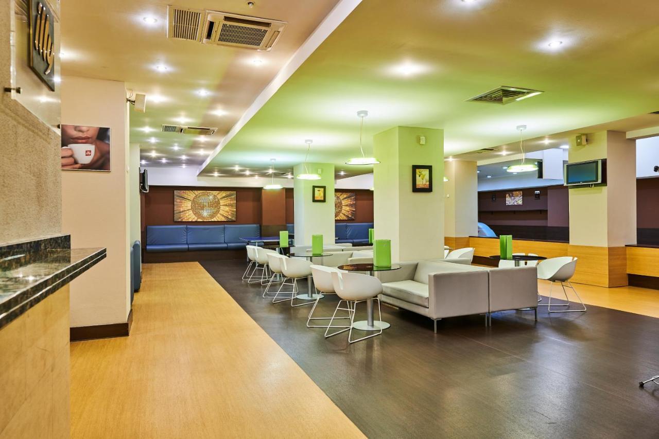 Hotel Clermont Ковасна Екстер'єр фото